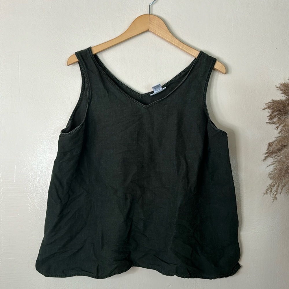 Dark Green Linen Side Slit Top - Avenue